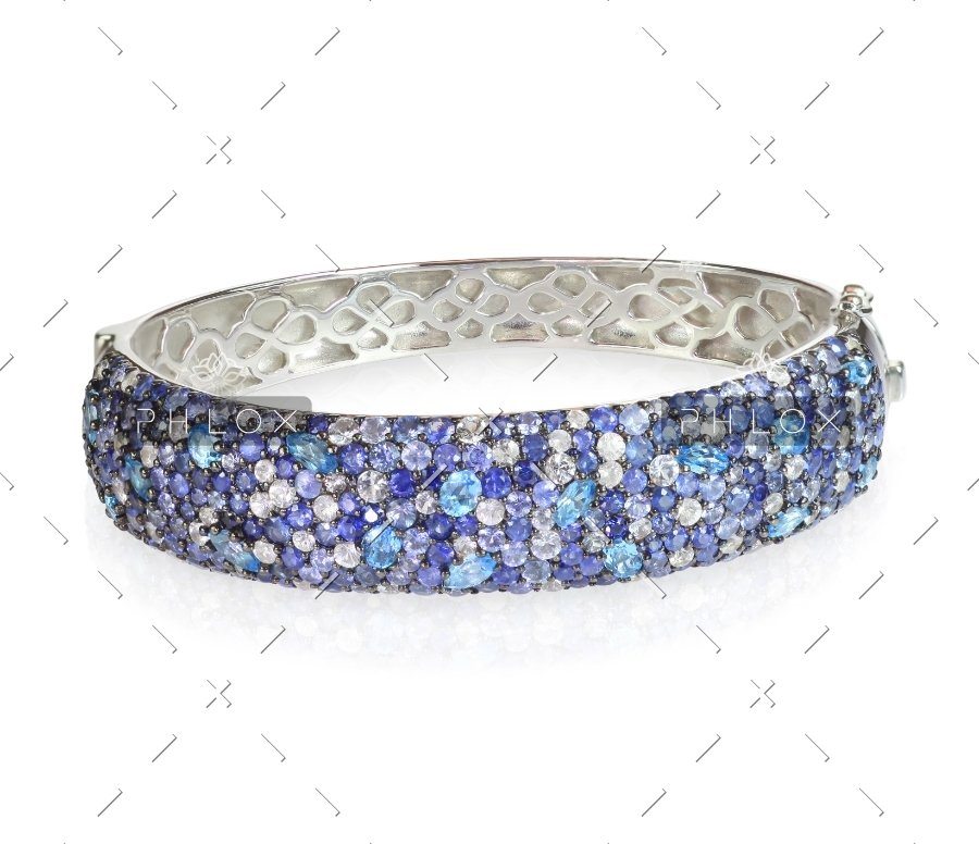 demo-attachment-720-blue-sapphire-diamond-bangle-bracelet-VRMZ8FC